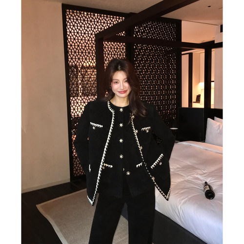 龍喜儿 法式轻奢小香风鹅绒羽绒服女冬季高腰直筒阔腿裤套装K899