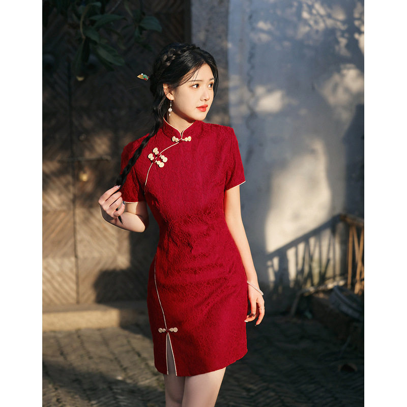 红色敬酒服旗袍2024年新款小个子新娘订婚结婚领证连衣裙短款蕾丝