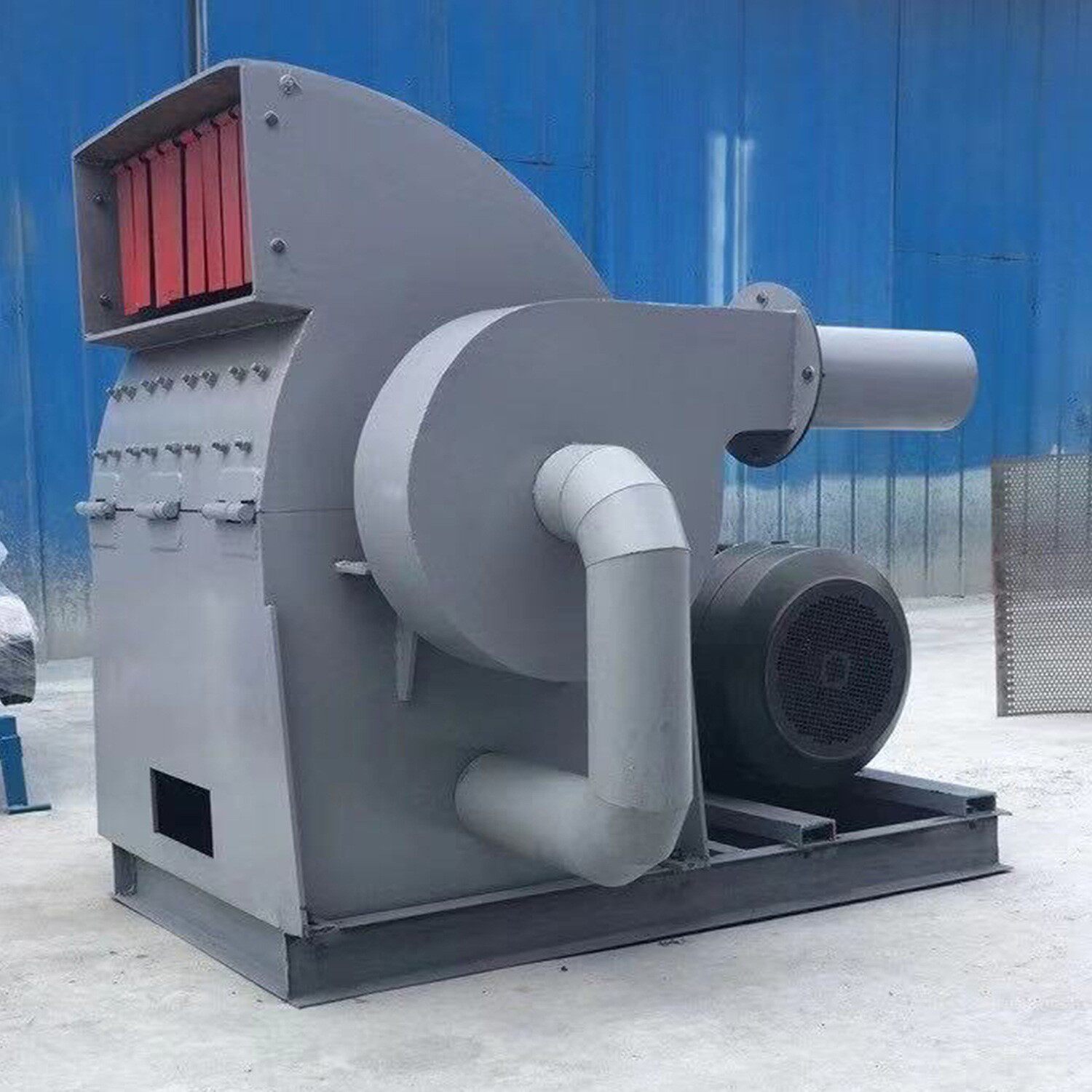 420型玉米粉碎机 草料饲料粉碎机价格 三相电五谷杂粮打粉机