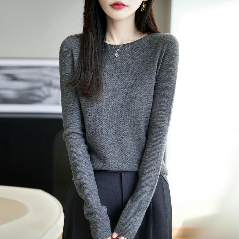 2025秋冬新款 爆款 一字领鱼骨纹提花纯羊毛衫女修身针织打底毛衣
