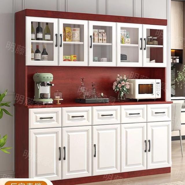 实木餐边柜靠墙设计 简约现代酒柜茶水柜 浅胡桃色高柜储物架 客