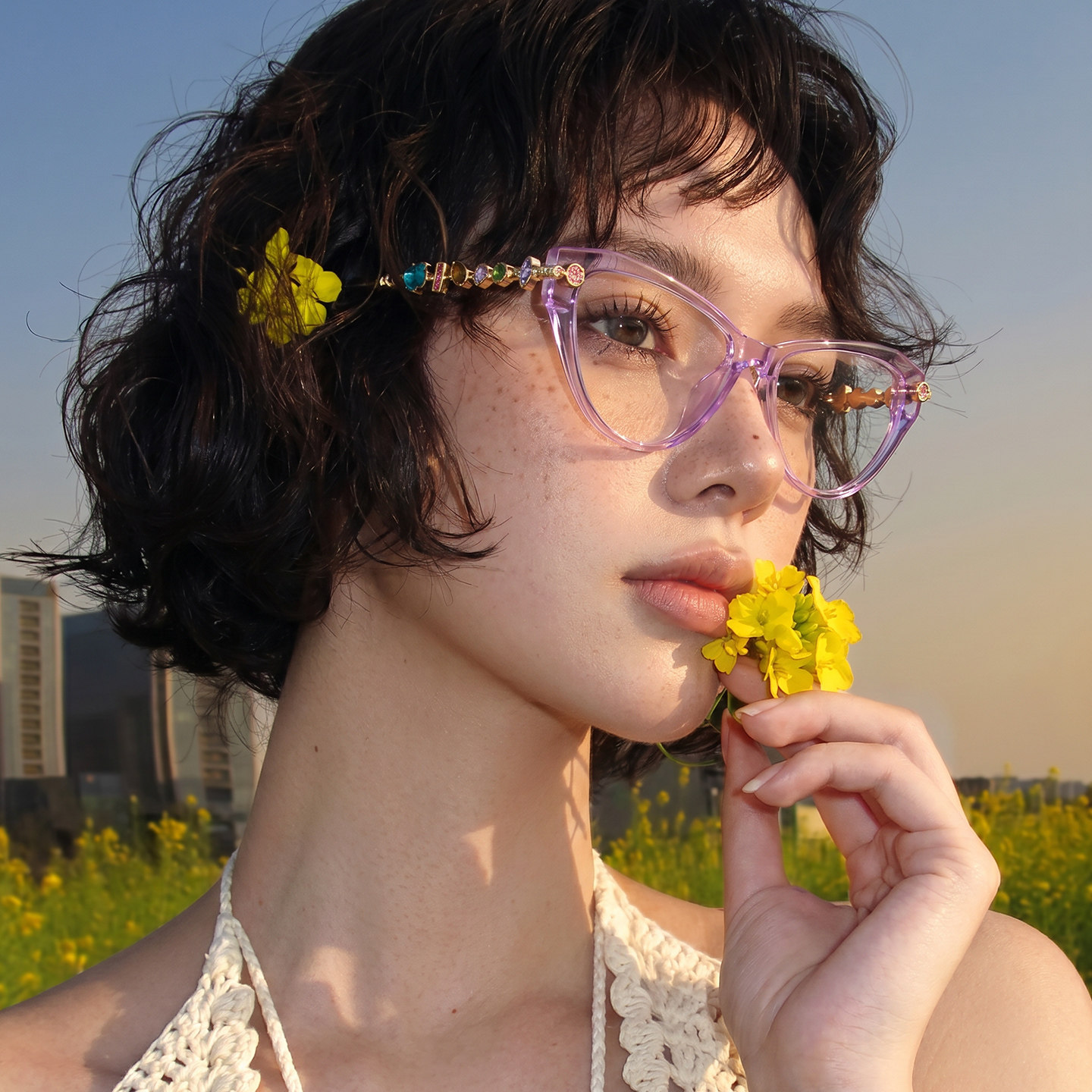 高级感水晶粉猫眼近视眼镜框板材金属宝石镜架女款可配近视防蓝光
