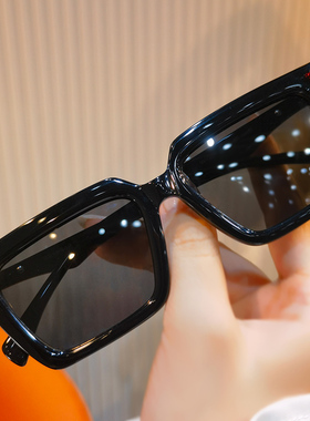 BULLE DE SAVON个性粗边框男女太阳眼镜防紫外线素颜百搭遮阳墨镜
