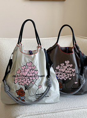 ballchain新款刺绣购物袋D字熊尼龙环保袋帆布包百搭单肩斜挎包女