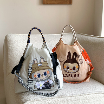 新款夏季刺绣购物袋单肩斜挎包