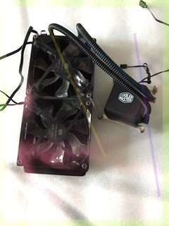 酷冷至尊240水冷散热器，x99平台扣具。成色不错。