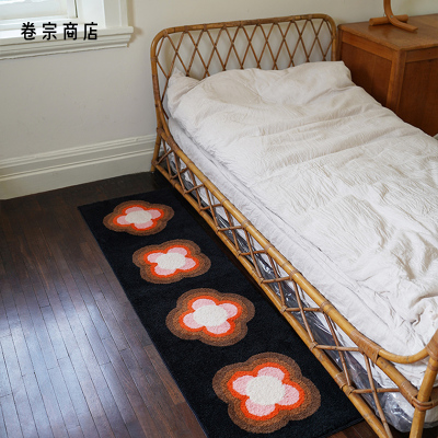 卷宗商店 | RADICAL EYE 落地可爱 夜央花地毯客厅卧室沙发床边毯