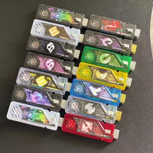 假面骑仕w疾风王牌炽热扳机月神金属永恒典藏颅骨黑日坤坤记忆体