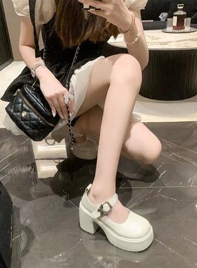 啄木鸟玛丽珍小皮鞋黑色单鞋女