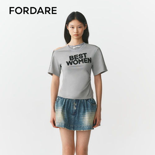FORDARE/福蝶26春夏解构斜肩BEST WOMEN短袖T恤