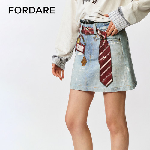 FORDARE/福蝶25早秋领带工牌印花牛仔短裙时尚百搭设计感半裙