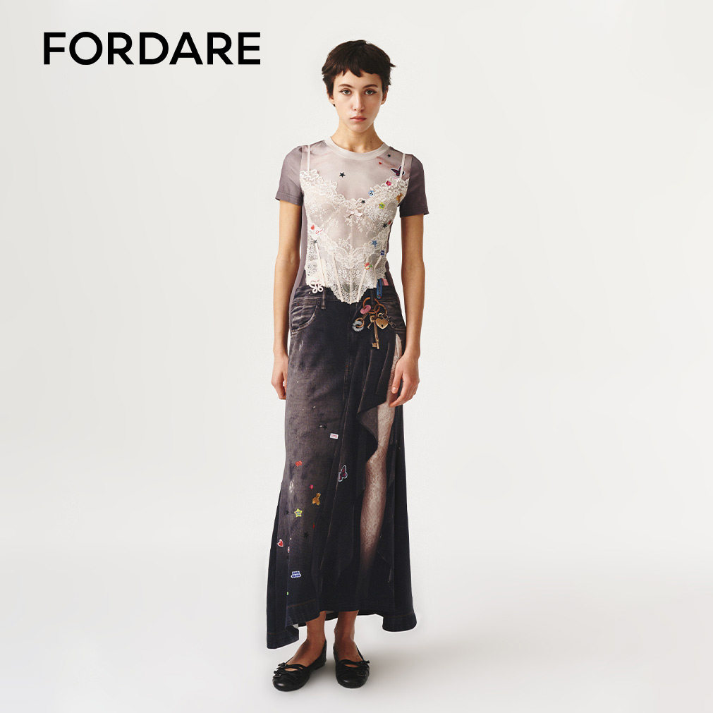 {李依晓同款}FORDARE/福蝶26春夏小贴纸印花3D感连衣裙