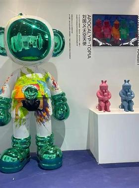 网红卡通潮玩艺术装饰品摆件商场娱乐会所大型落地玻璃钢雕塑定制