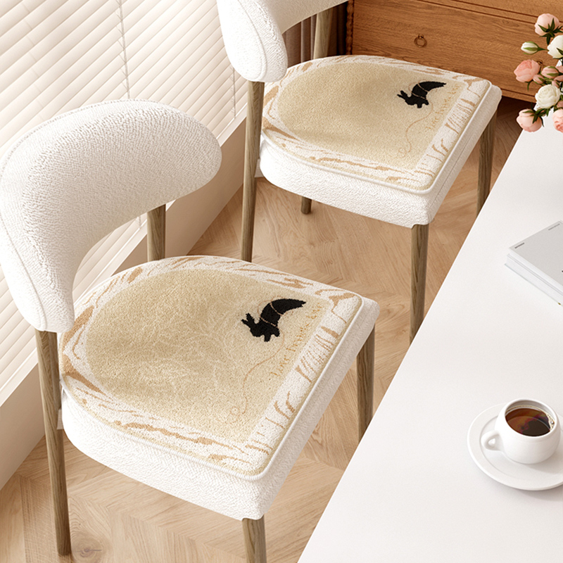 轻奢高级感四季通用坐垫凳子防滑餐椅垫马蹄形座垫子水晶绒屁股垫