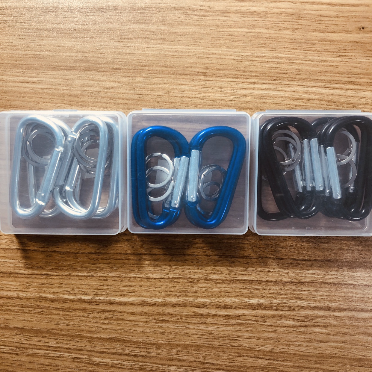 户外登山扣葫芦型小号弹簧快挂钩大号应该是钛合金，六个装