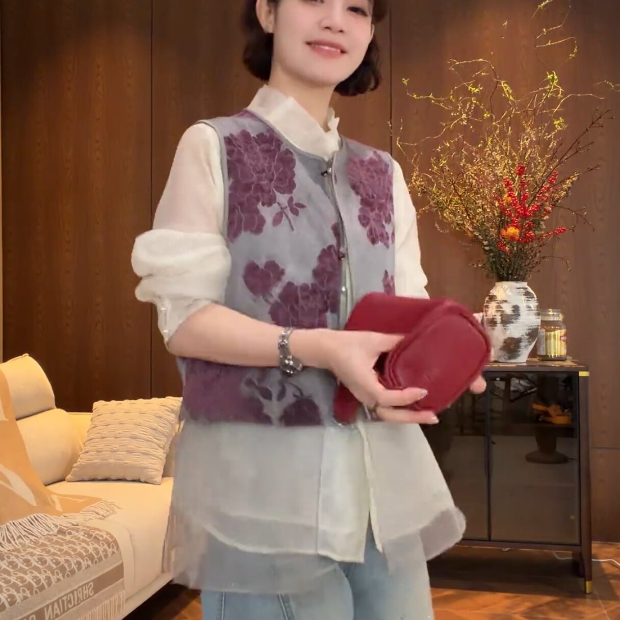 新中式国风刺绣花朵马甲女春季新款宽松百搭减龄网纱拼接马夹上衣