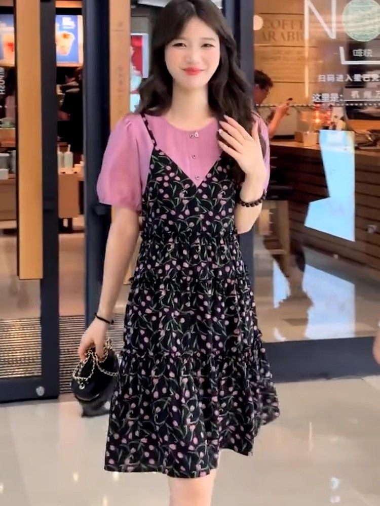 假两件碎花吊带连衣裙女2025夏季新款收腰显瘦气质收腰宽松a字裙