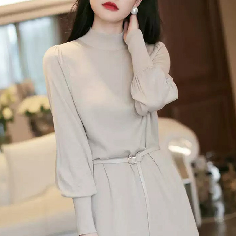 半高领针织连衣裙2021新款女秋冬修身中长款配大衣内搭打底毛衣裙