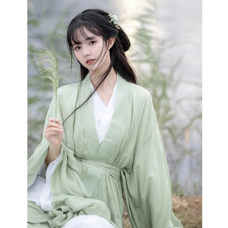 江南风绿色汉服女超仙气古风舞蹈演出服魏晋古装汉元素连衣裙