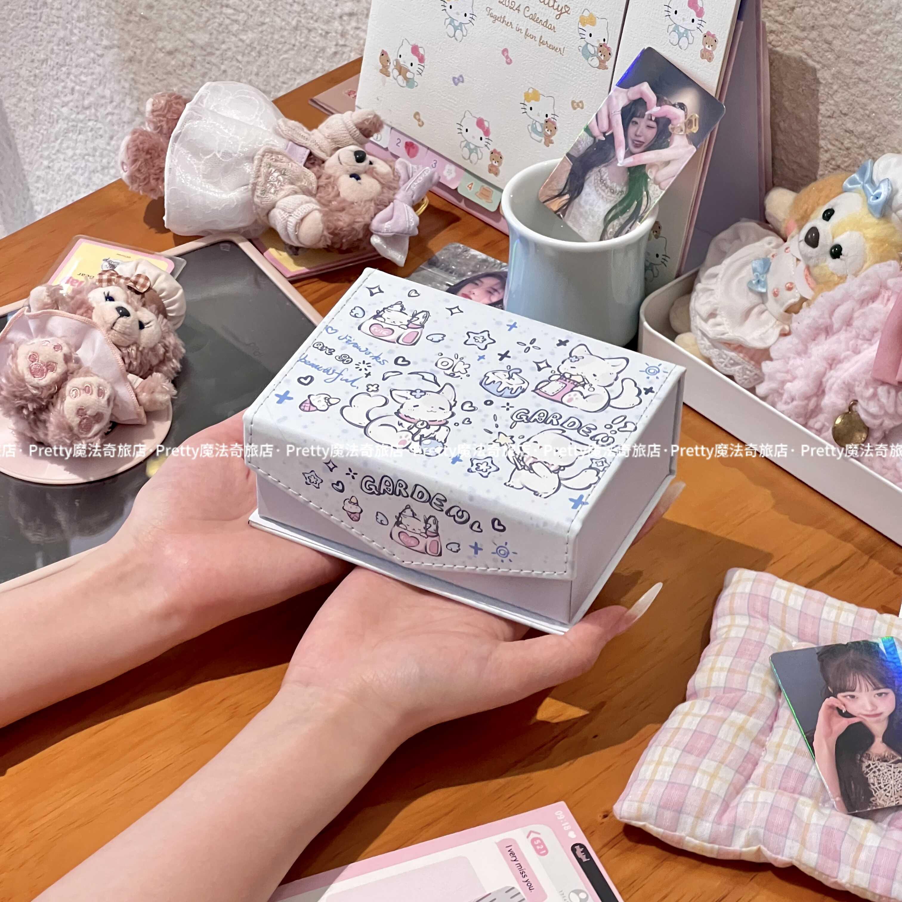 Pretty原创 蓝色蛋糕小猫PU卡盒皮质防水首饰收纳追星小卡收纳盒