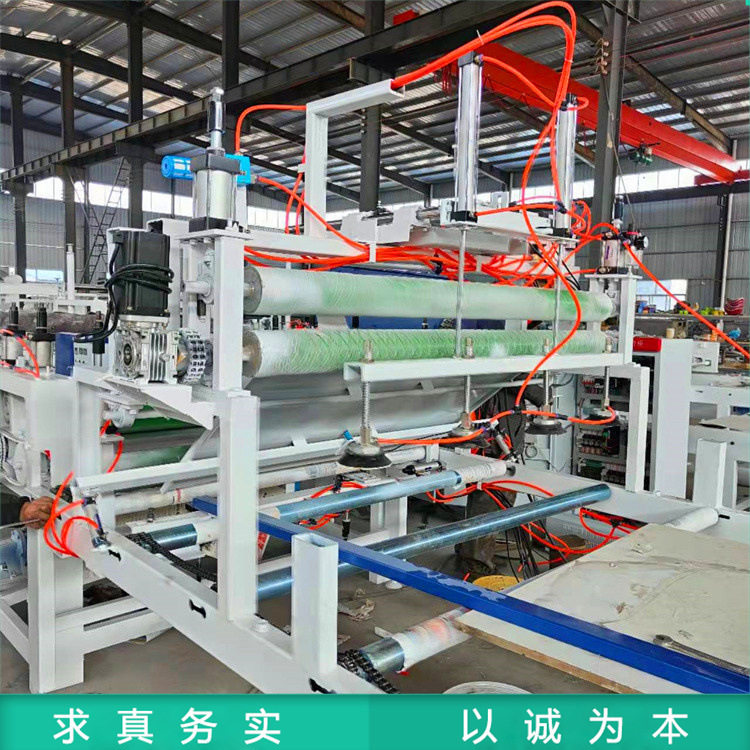 硅酸钙板彩钢板复合机 消防新规范新型防火排烟通风管道板贴合机