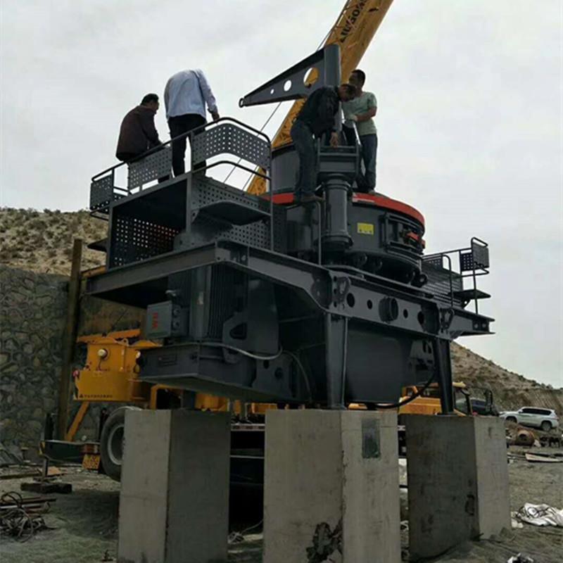 热销鹅卵石制砂机石料线立式冲击式破碎机机制砂专用制沙机设备
