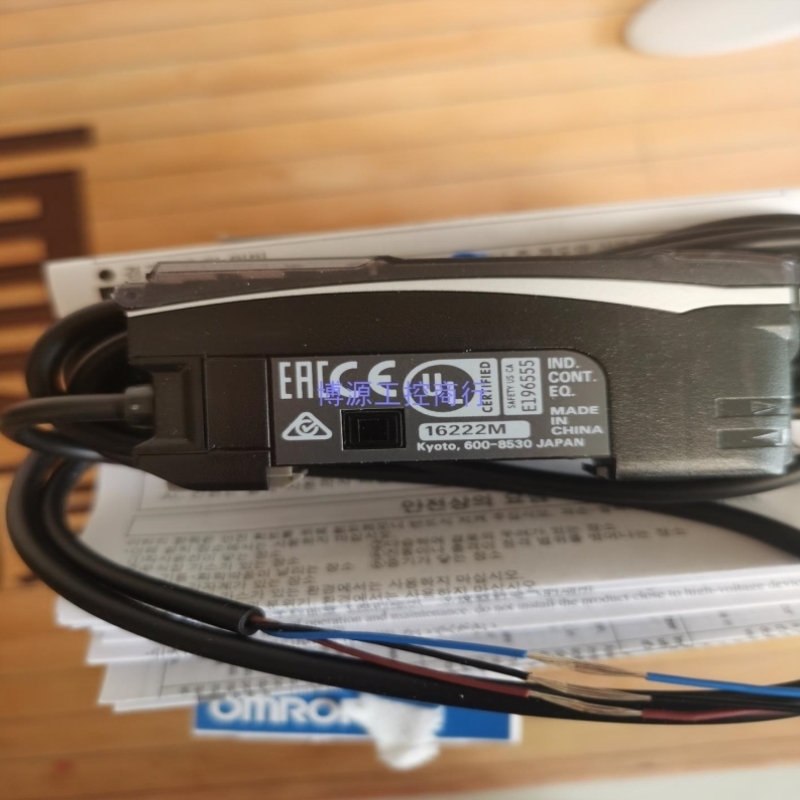 [非实价]OMN E3NX-FA11 光纤放大器