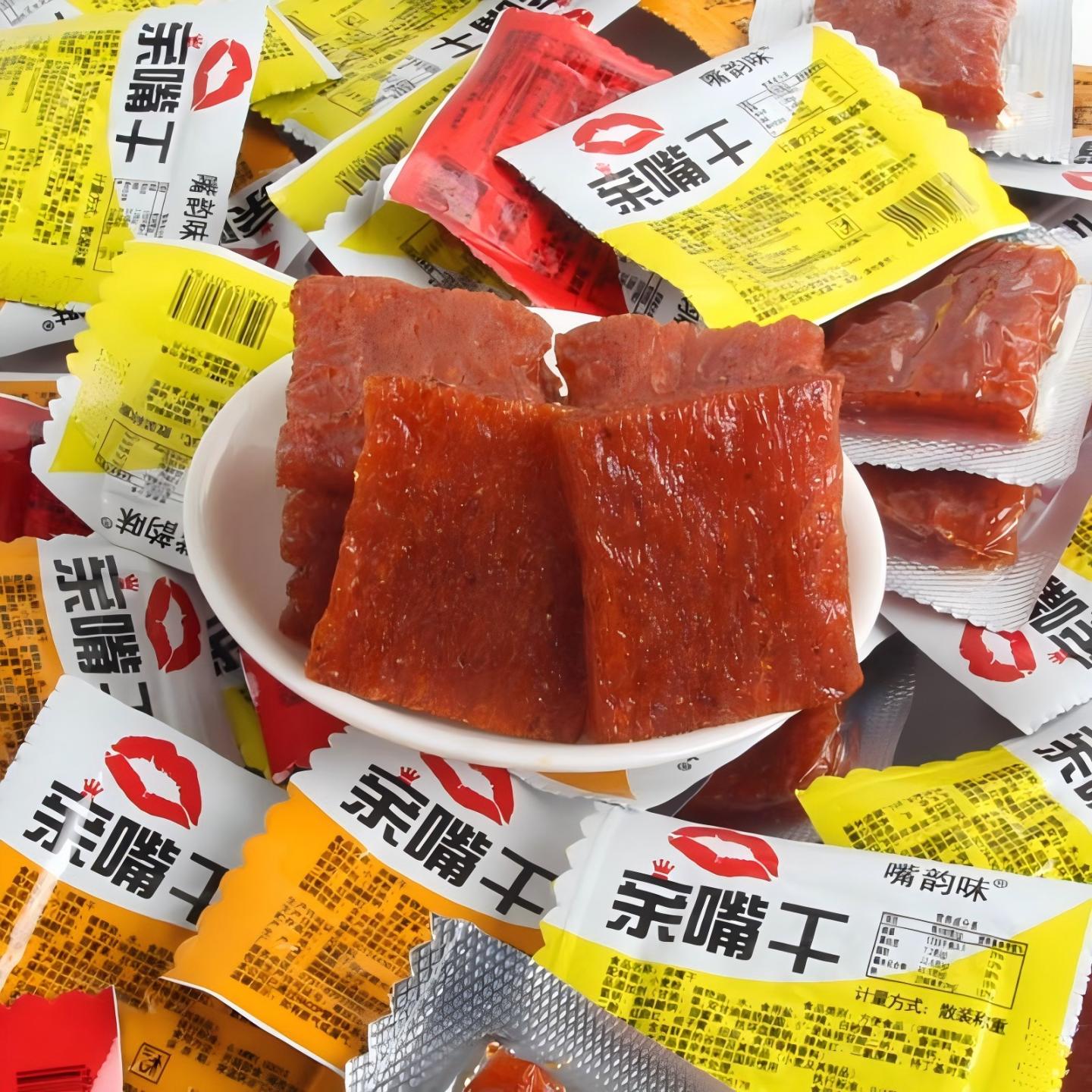 酷味优亲嘴干辣片袋装童年辣条