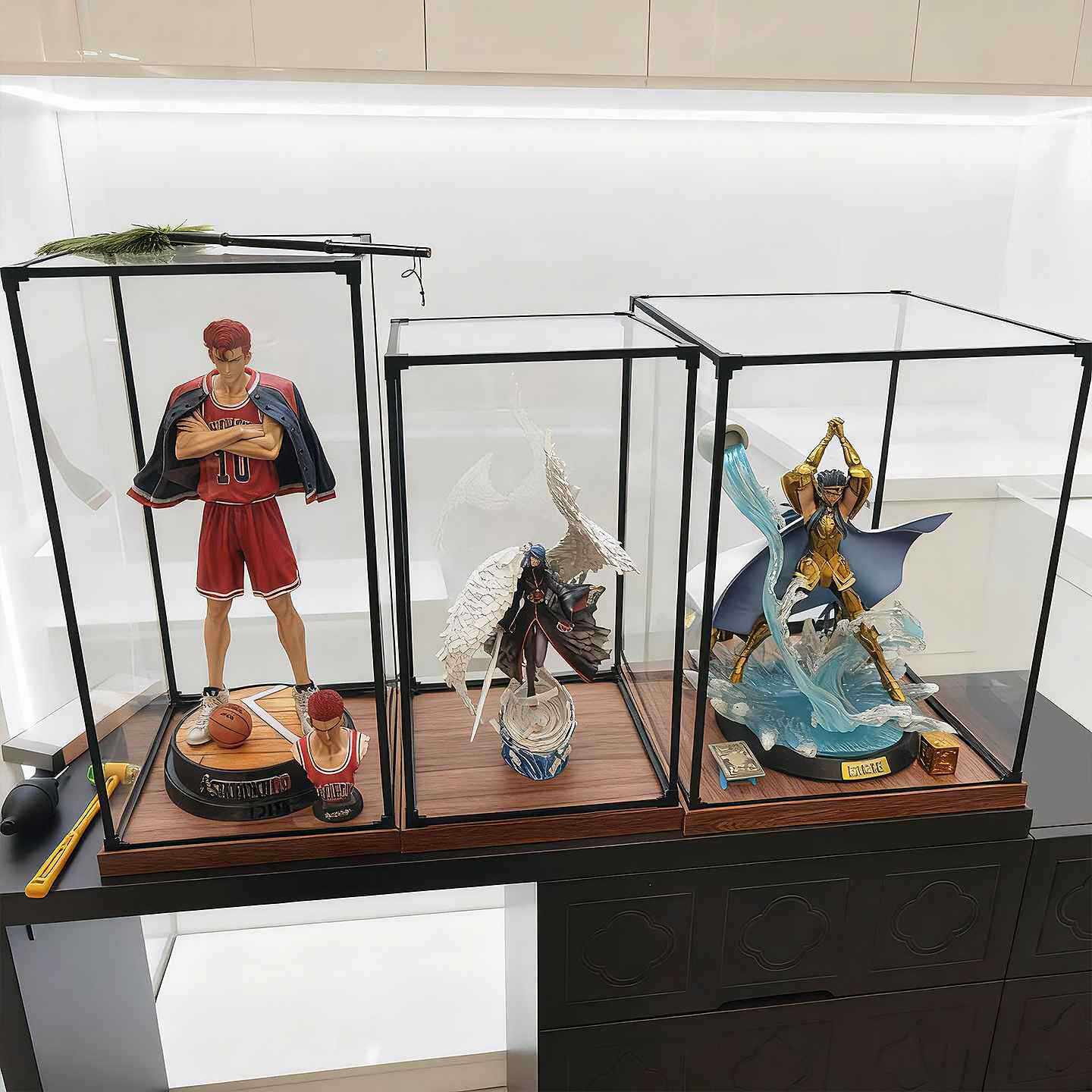 高达模型亚克力展示盒适用拼装积木车模展示柜手办摆件防尘收纳盒