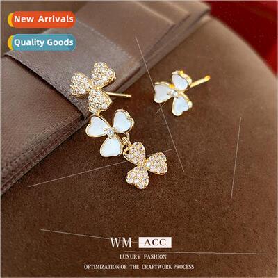silver pin asymmetric zirconia flower earrings Korea delicat