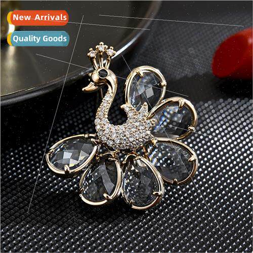 Europe art court zirconia peacock brooch elegant luxury pin
