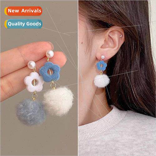 mple flower earrings hairball female niche retro earrings pl