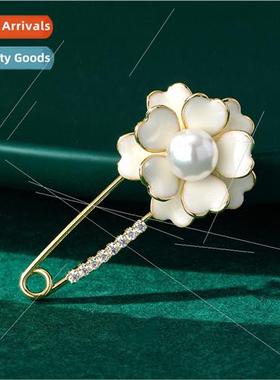 mple whe camellia brooch anti-glossy corsage women accessori
