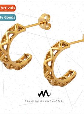 che artsy insC-shaped hollow earrings handmade indie minimal