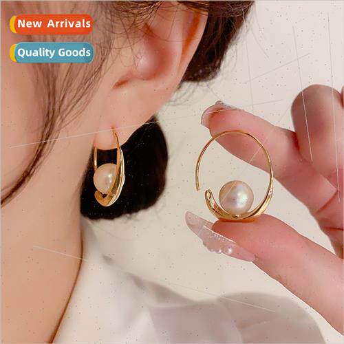 French mple Horse Earring Female che Fashion Vintage Earring