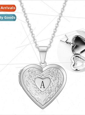 Stainless Steel Heart Flower Pattern Openable Photo Frame Me