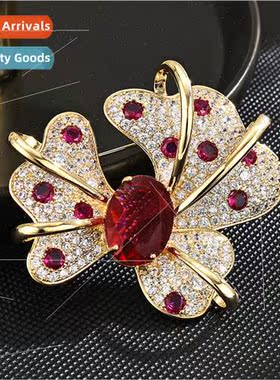 French retro luxury exquise court atmosphere elegant iris co