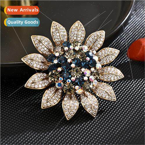 Crystal sunflower brooch female ins clothing fixed pin fashi