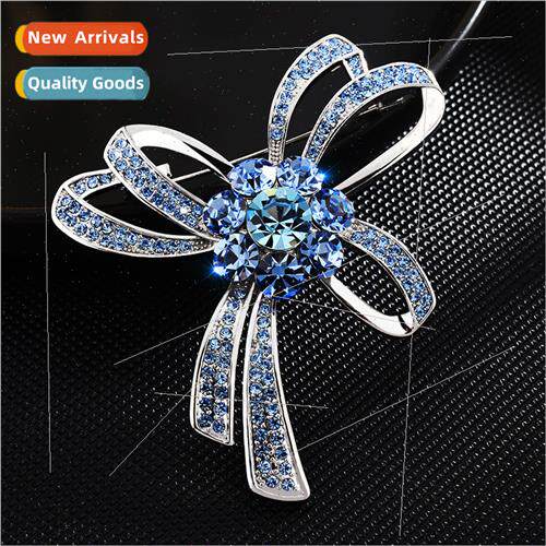 Austrian crystal brooch simple versatile corsage pin buckle