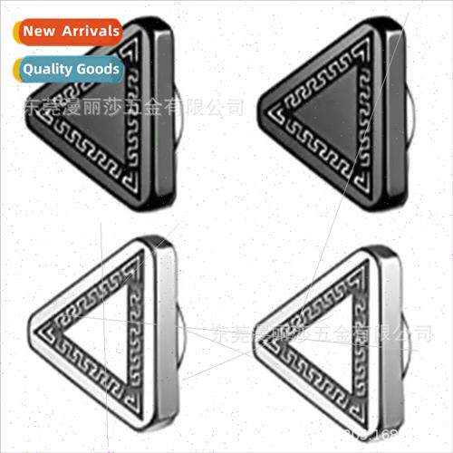 Europe triangle Great Wall pattern corrosion earrings pyrami