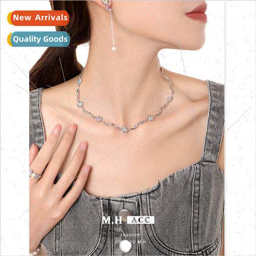 Color zirconium flower necklace female delicate small simple