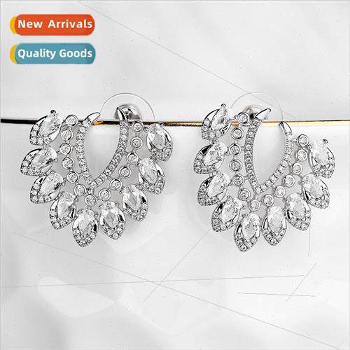 Europe retro geometric tassel scallop earrings female sense