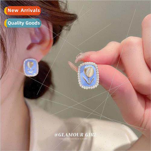 Pearl tulip square earrings 2023 new tide niche earrings ear