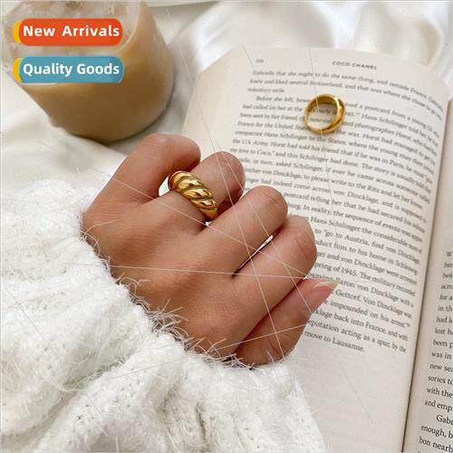 Europe ins croissant lovely ode to bread pattern ring versat