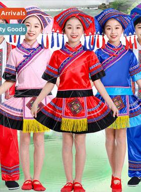 Childrens Zhuang permance costumes Guangxi male and female m