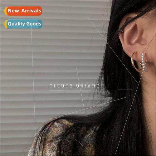 2022  Korea new lerary fresh small versatile C-shaped earrin