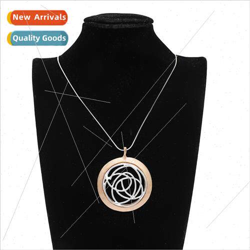 Vintage Round Cutout Floral Necklace Women che Long Sweater