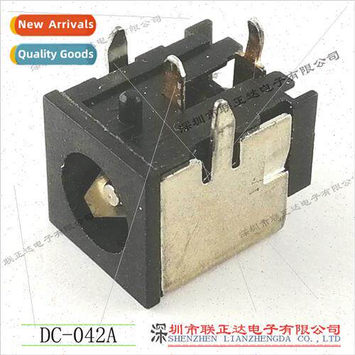 Iron Shell DC Socket Horizontal Plug-in 4-Pin DC Female Sock
