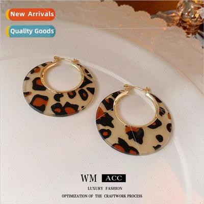 Electroplated Leopard Circle Earring Buckle Europe Hundred E