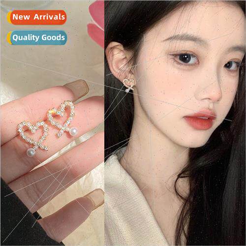 Love earrings 2022 new tide Koreaearrings female fashion Yan